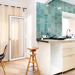 Estudio Nuevo A 20' Barcelona Centro Y A 10' Caminando De Playa, Balcon דירה סנט אדריה דה בסוס